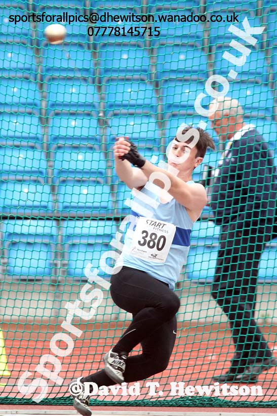 Mens under-20s hammer, Northern Championships, Sport City, Manchester. Photo: David T. Hewitson/Sports for All Pics
